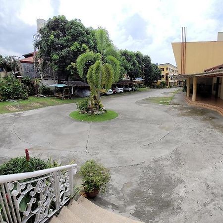Sunny Point Hotel Davao City Dış mekan fotoğraf